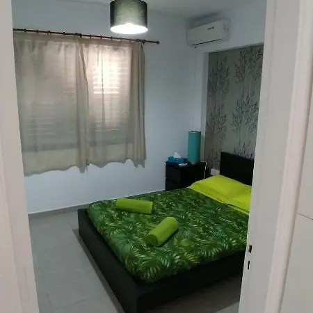 'chez Antoine' Pool-view 5min From Sea *