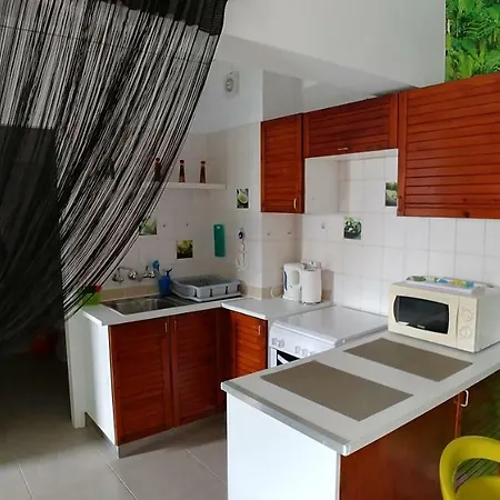 'chez Antoine' Pool-view 5min From Sea * Paphos