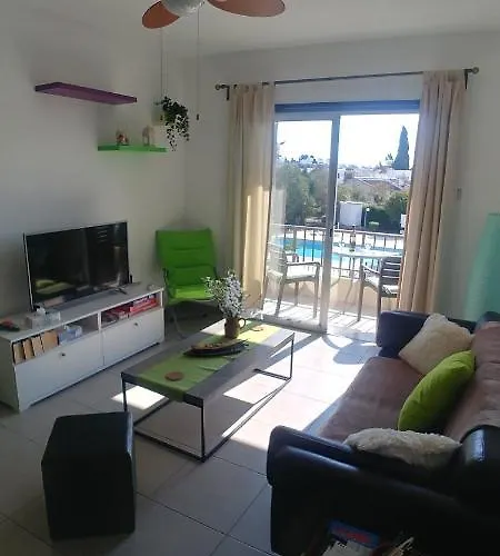 'chez Antoine' Pool-view 5min From Sea アパート